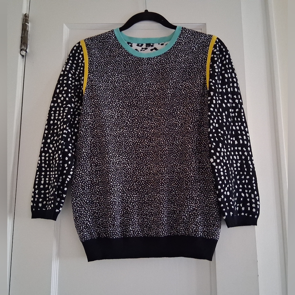 Black & White Speckled Sweatshirt with Mint Neckline